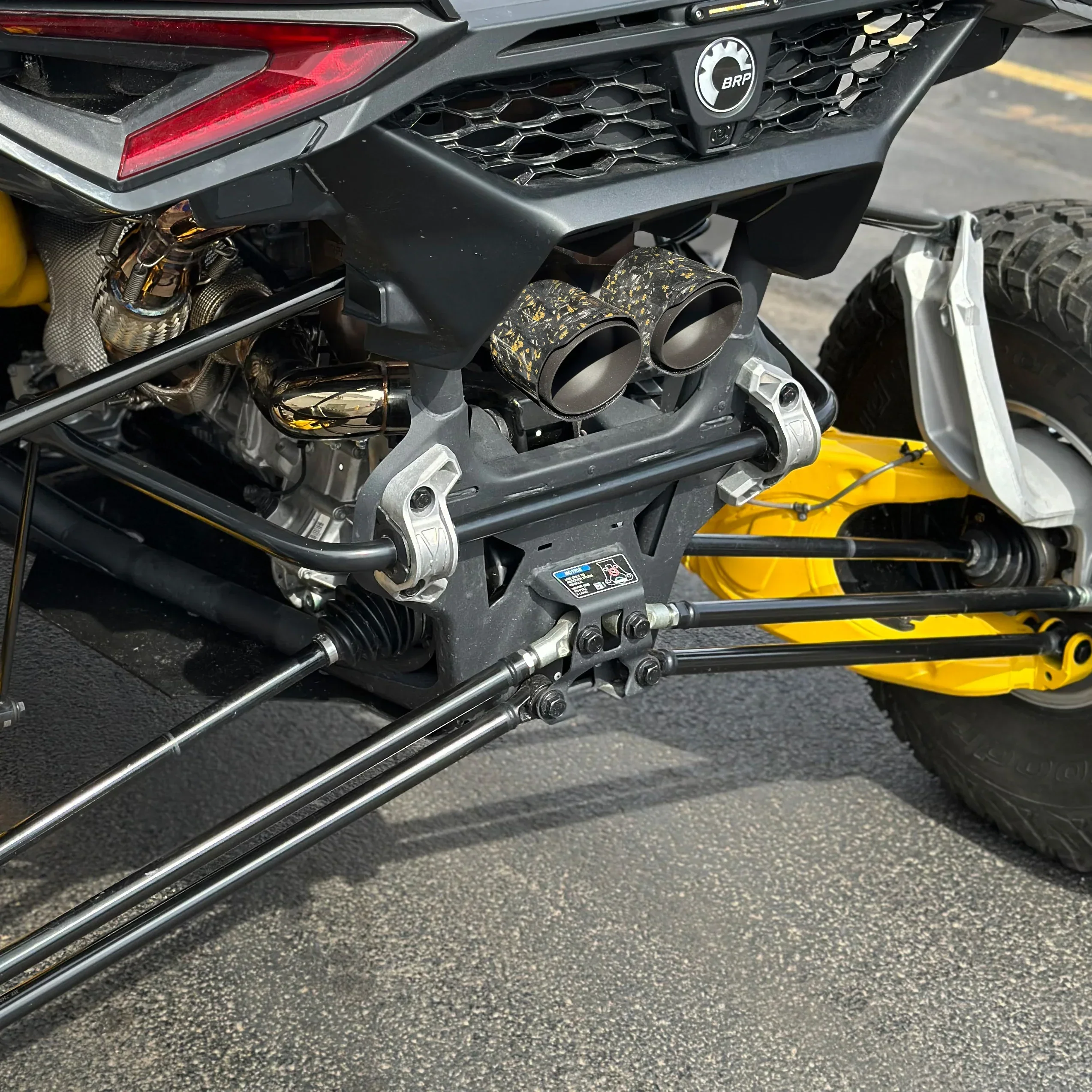 RPM Maverick R Carbon / Colored Dual Exhaust Tips - Image 26
